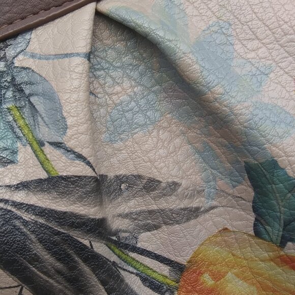 MultiSac bag with neutral background and floral print spring summer vacation - Picture 5 of 16